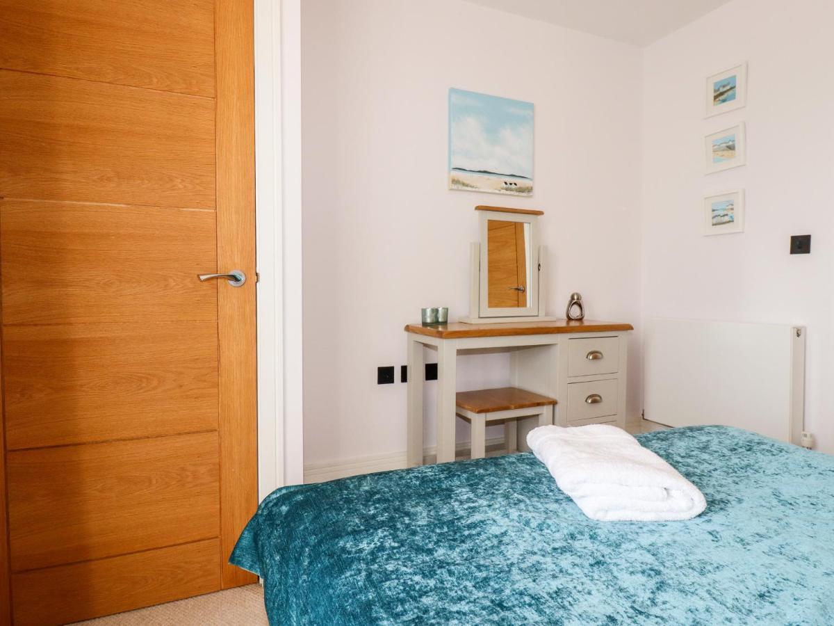 Apartment 16 Ocean Heights *
